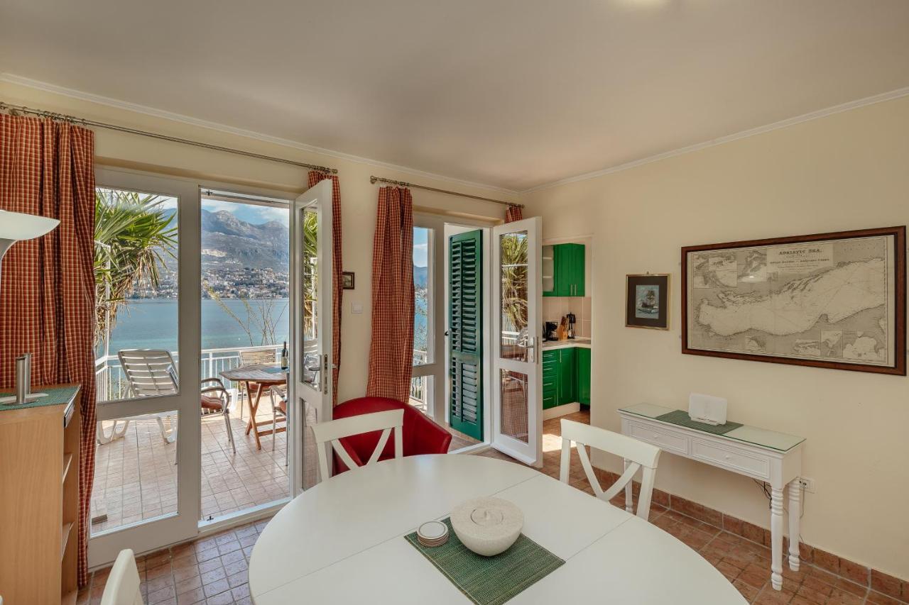 Detached With Stunning Views In Njivice, Montenegro בית נופש *