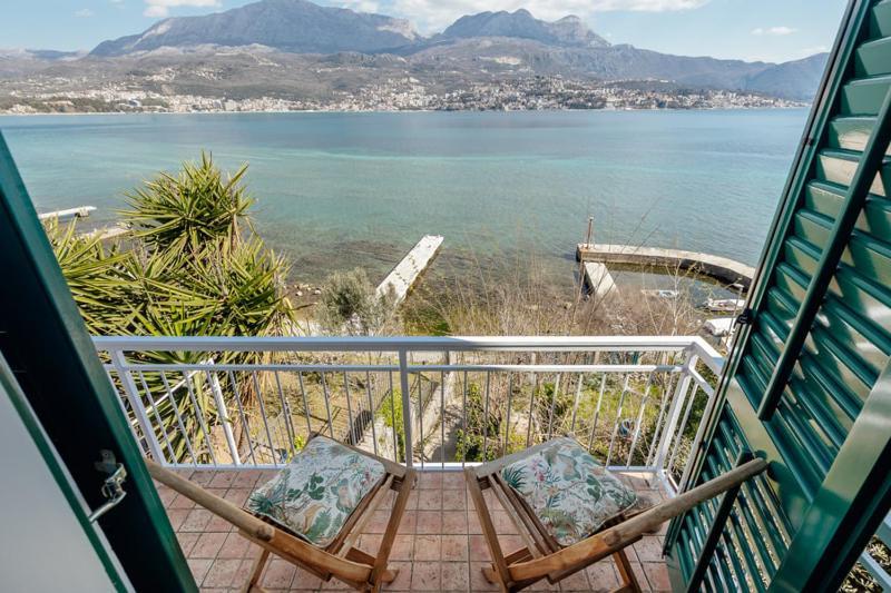Detached With Stunning Views In Njivice, Montenegro בית נופש